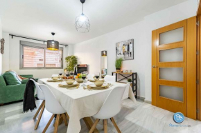 Premium Bajo Carlos Haya con Terraza y Parking